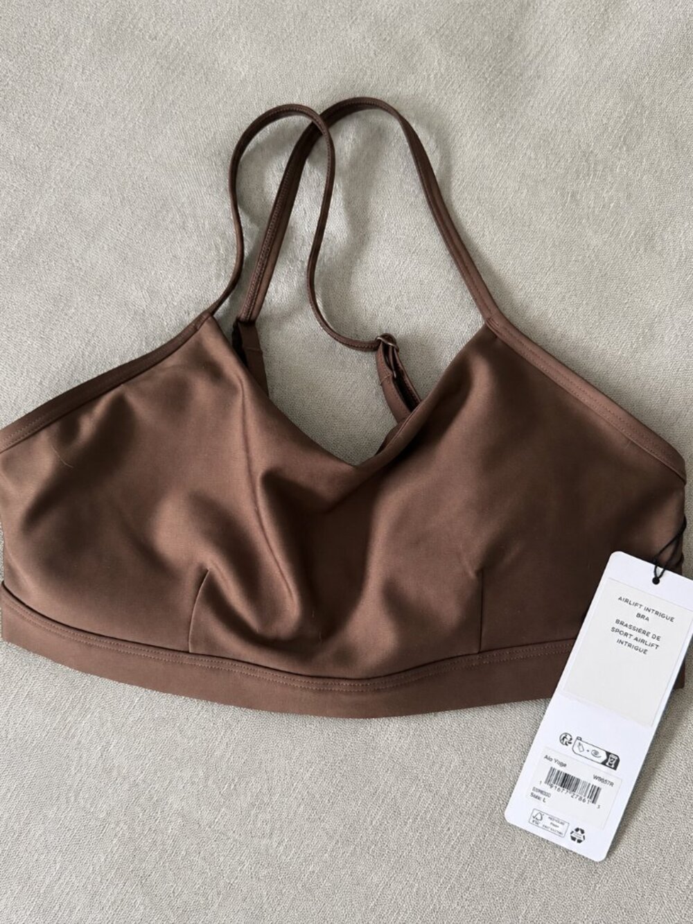 NWT Alo Yoga Airlift Intrigue Bra Espresso Size L